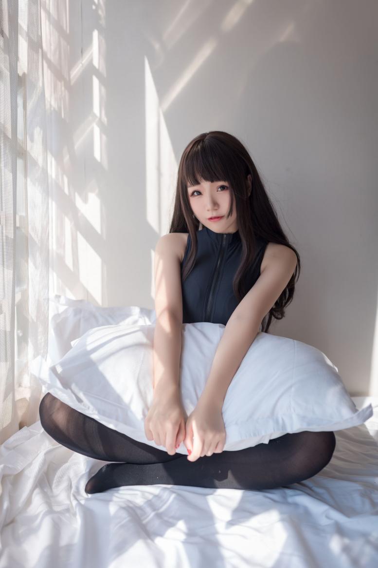 性感人气COSER Yoko宅夏Cos – 开胸泳衣2