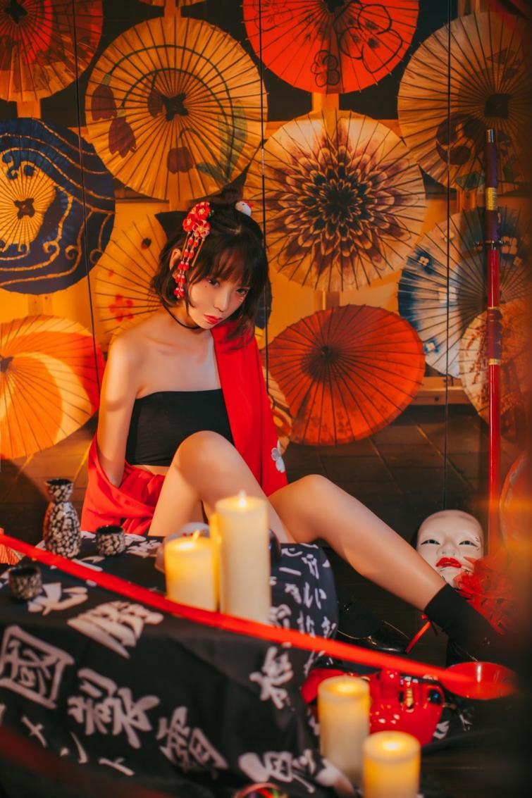 散-红色羽衣-15P-192M - 图片2