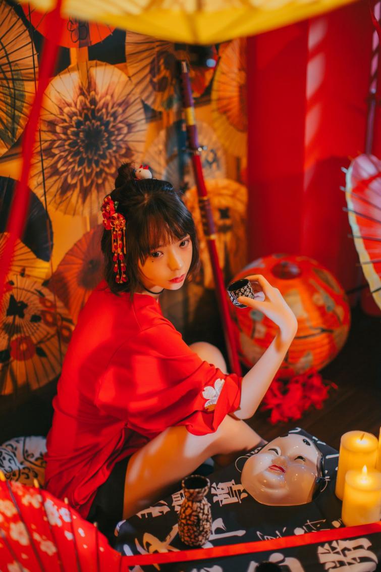 散-红色羽衣-15P-192M - 图片3