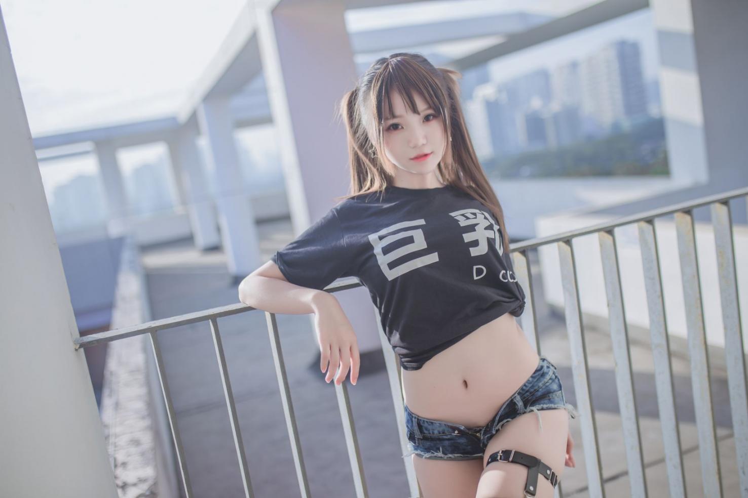 Yoko宅夏Cos - 巨乳 [28P-146MB] - 图片4