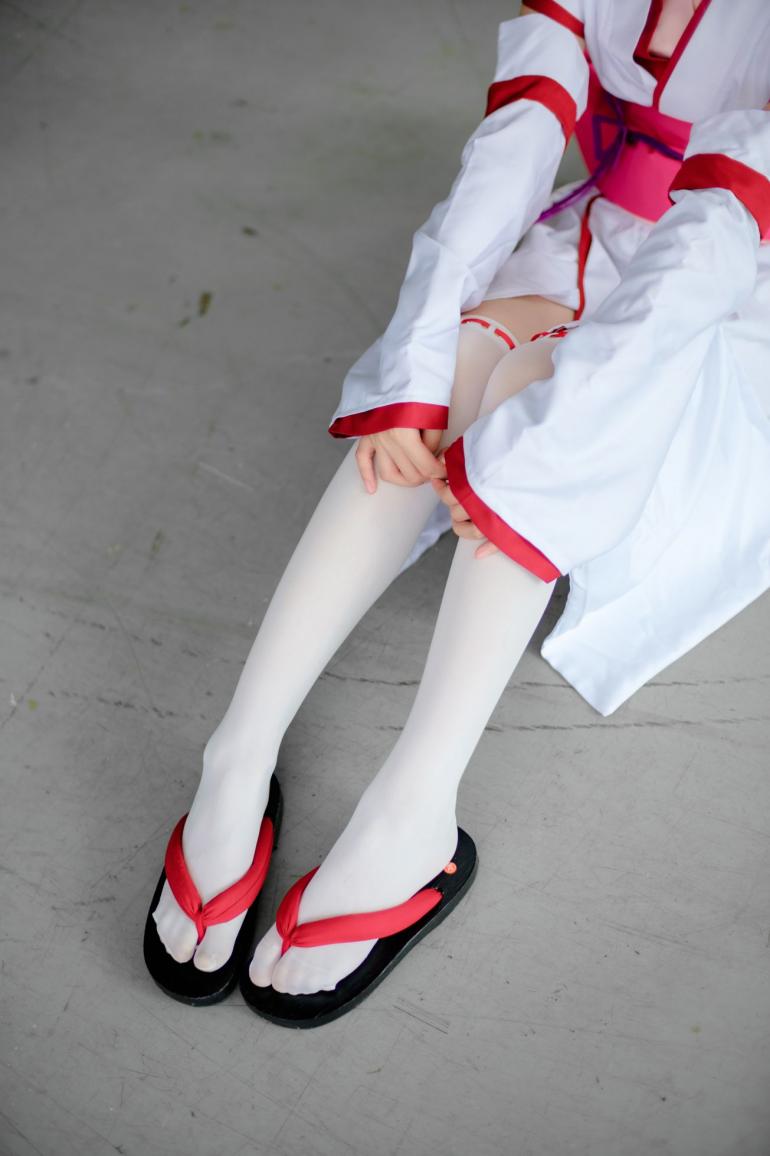FREE-002 AnimePower07动漫展 幼年拉姆蕾姆腿图场照 - 图片7