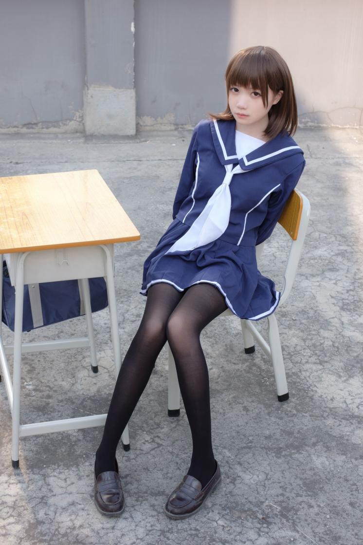 X-043