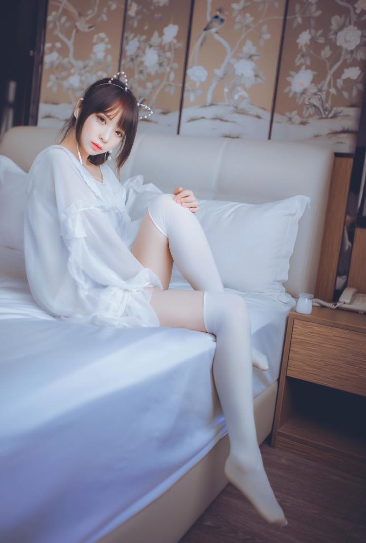 003.白色睡衣-24P-182M - 图片3