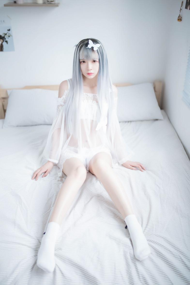 [疯猫ss] 透明白纱[33P125M]