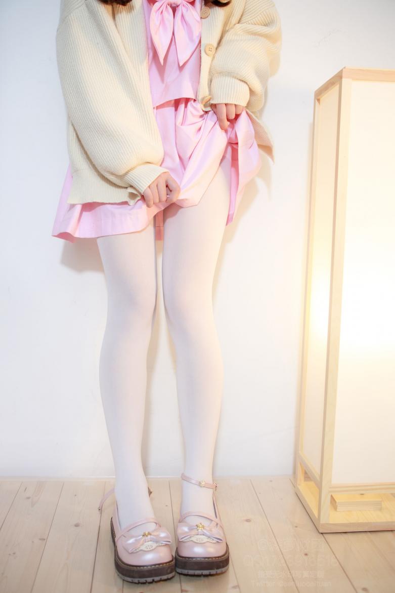 森萝财团写真 - X-059 萝莉白丝80D [97P1V-2.52GB] - 图片3