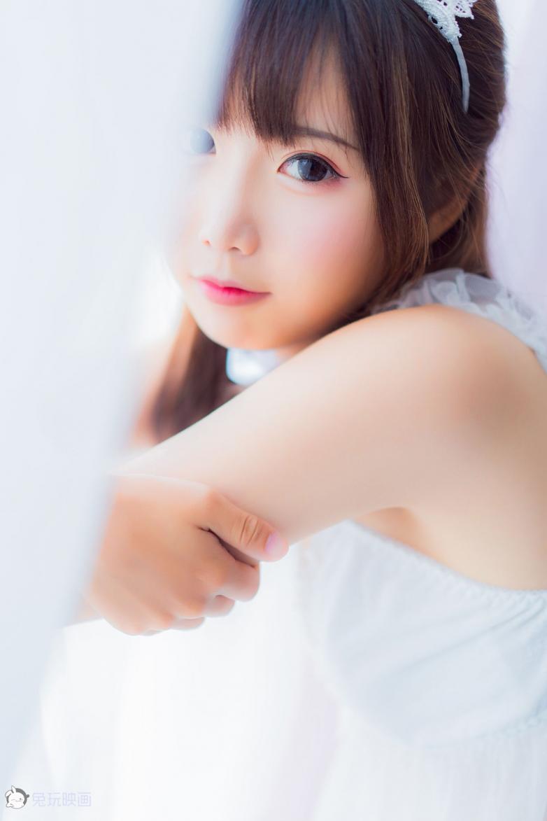 网红Coser面饼仙儿 - 吊带睡衣 [50P-1.46GB] - 图片8