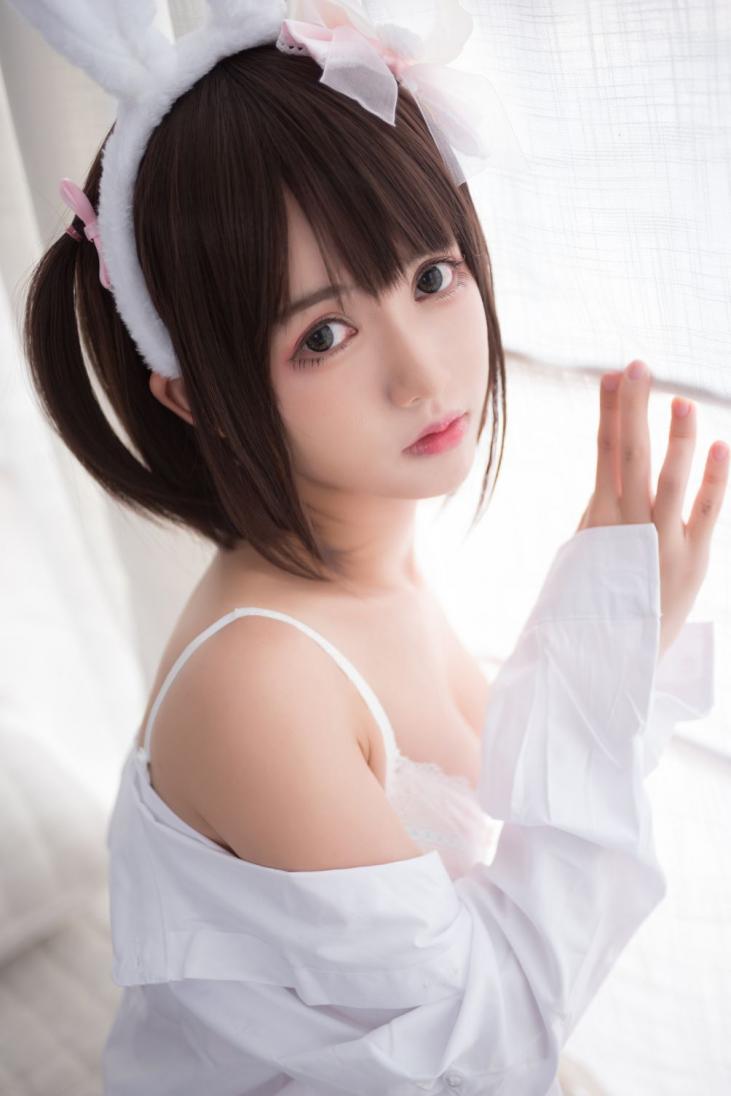 网红Coser@鳗鱼霏儿 - 兽耳 白色蕾丝情趣 [17P-172MB]