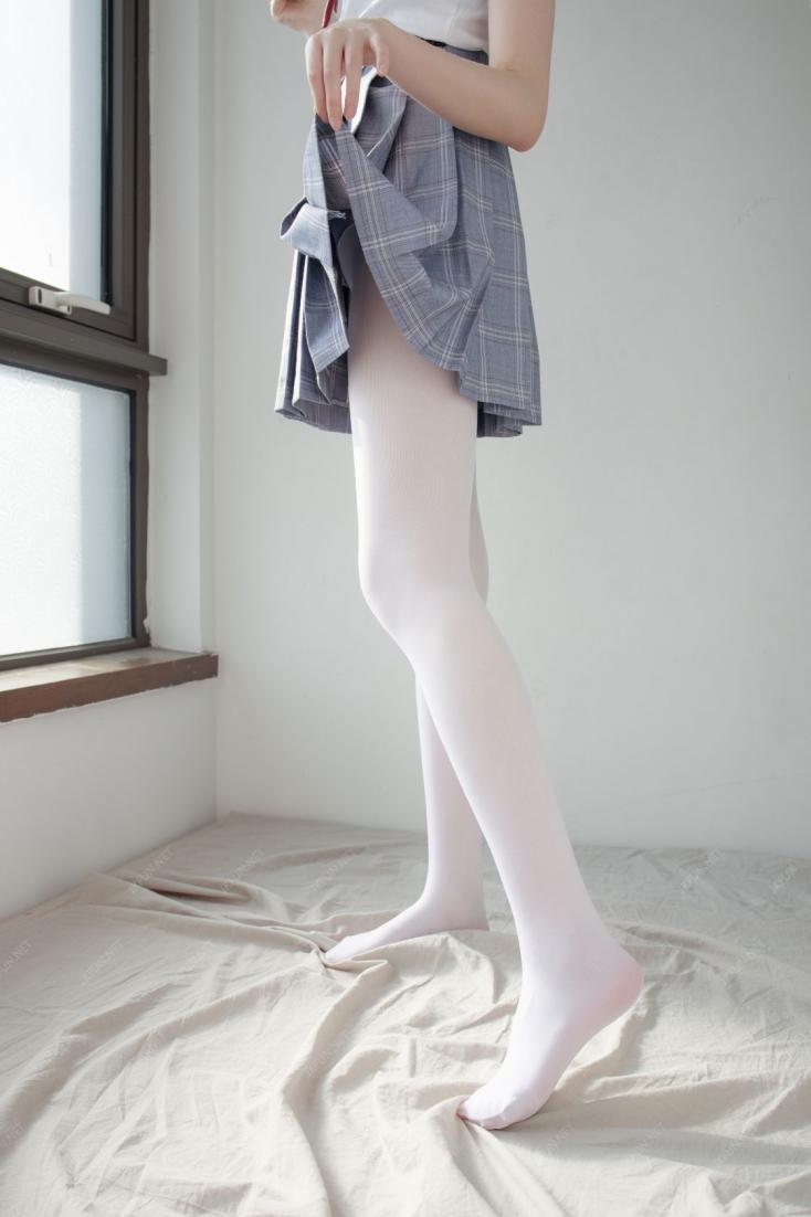 JKFUN-002 Aika 可爱学妹丝足 [230P1V-5.29GB]