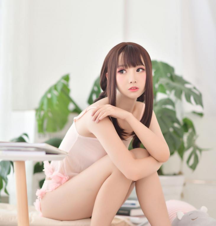 网红Coser@面饼仙儿 - 小女友1 [22P-377MB] - 图片3