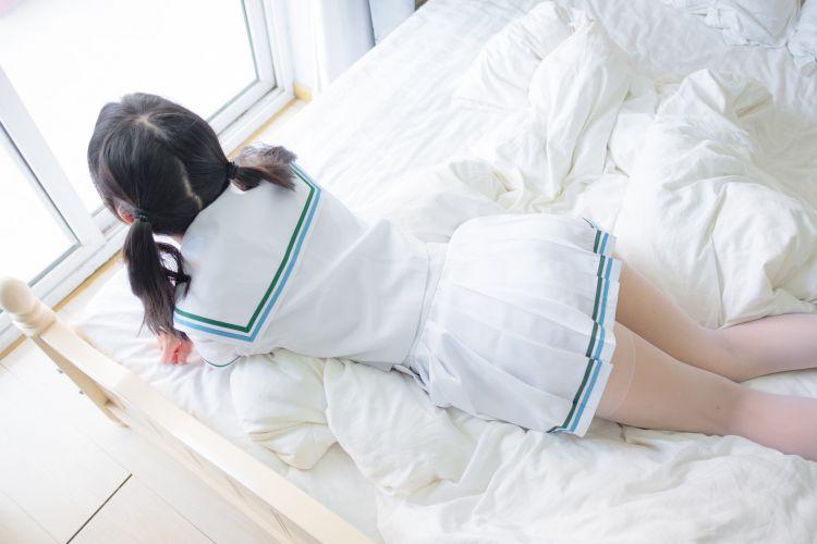 微博@阿诺不是施瓦辛戈——白色死库水制服JK