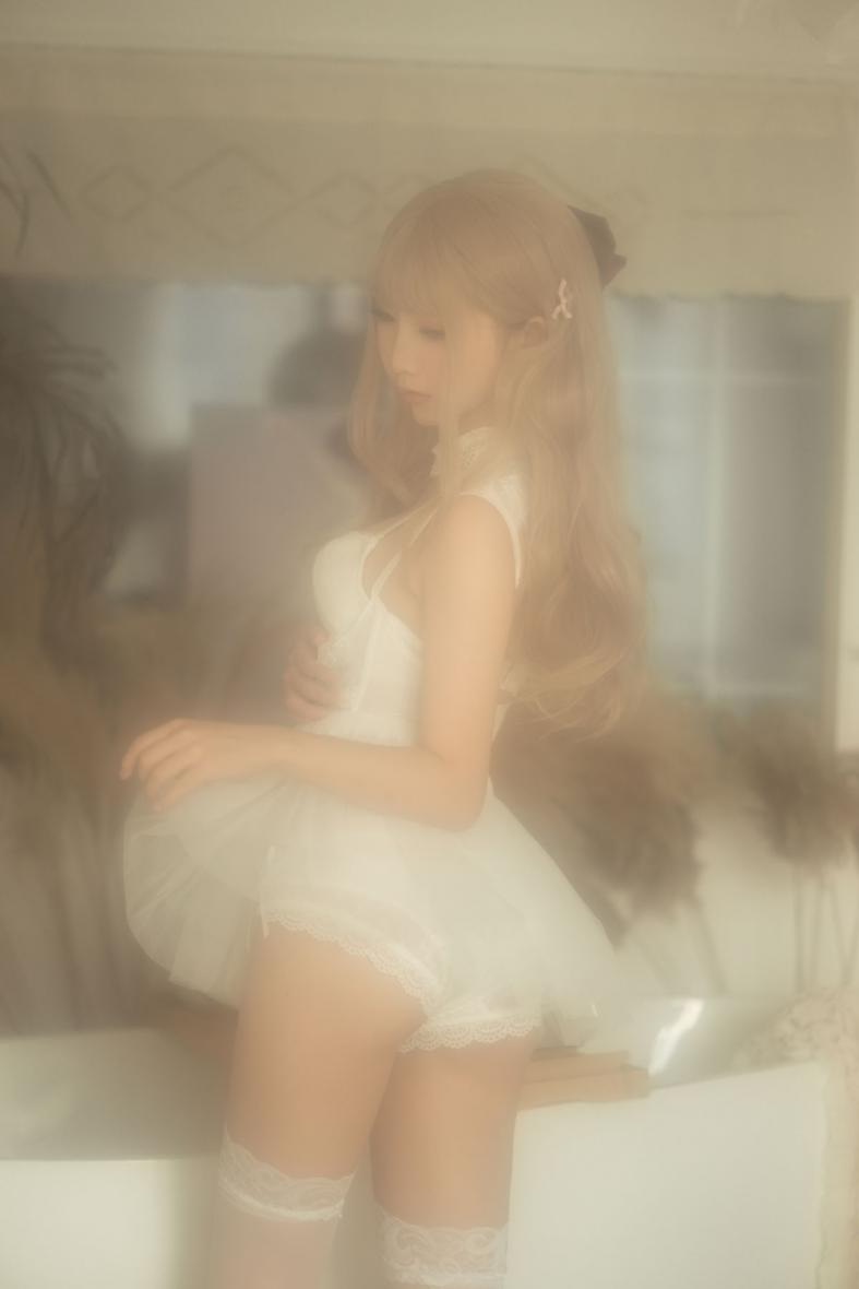 网红Coser@面饼仙儿 - 复古内衣套 [25P-274MB] - 图片3