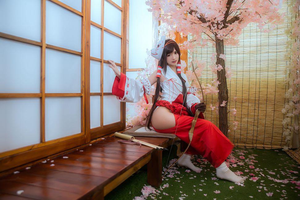 网红Coser@鳗鱼霏儿 - 巫女 [19P-142MB] - 图片2