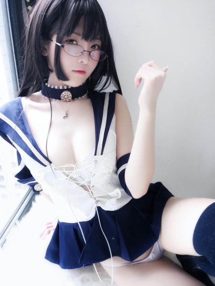 微博妹子@一小央泽-武士刀与水手服 [51P347MB] - 图片6