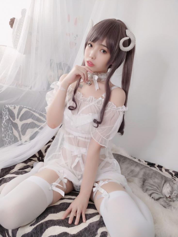 微博红人Coser@雯妹不讲道理 绵羊白色绑带 - 图片2