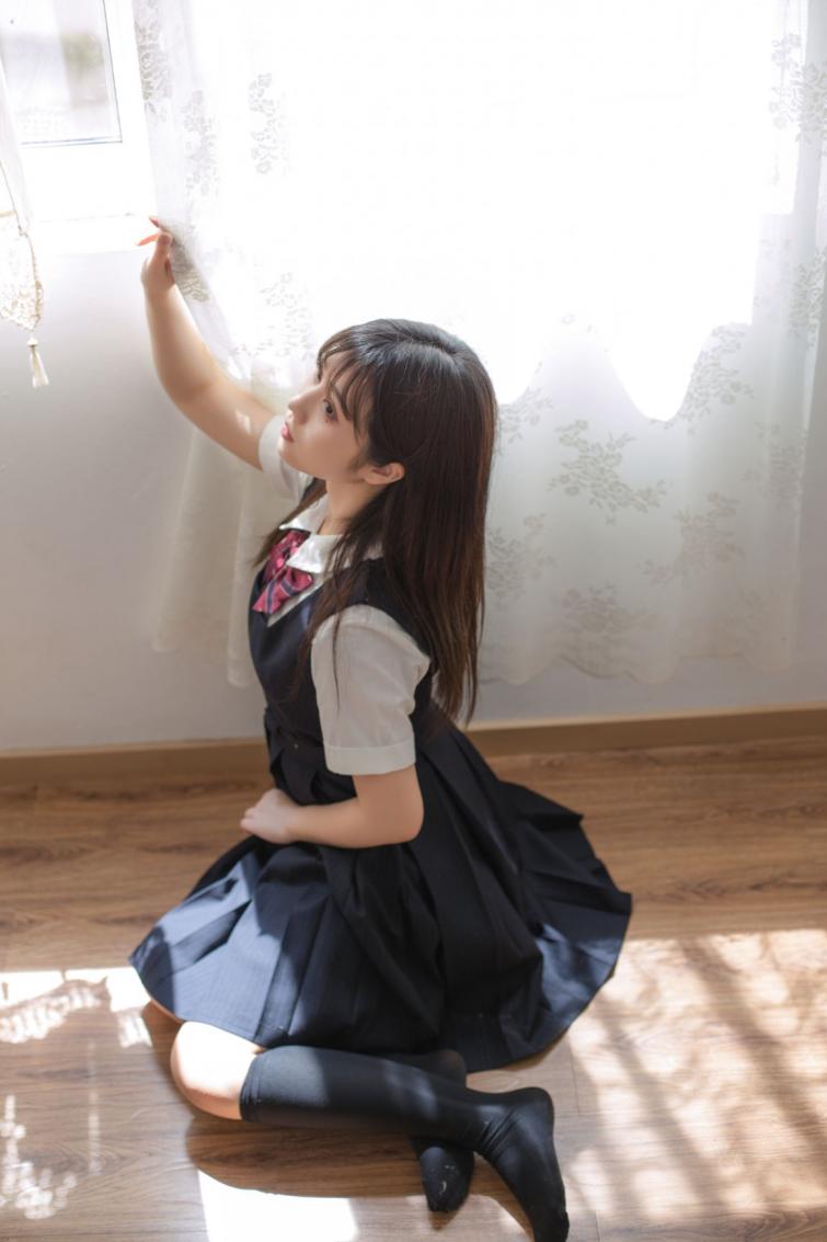 人气动漫Coser@镜酱 - 不知梦 制服 [38P361MB] - 图片8