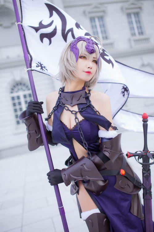 人气动漫Coser@KaYa-萱&Arty亞緹  Saber Alter&Jeanne Alter [141P86.2MB] - 图片5