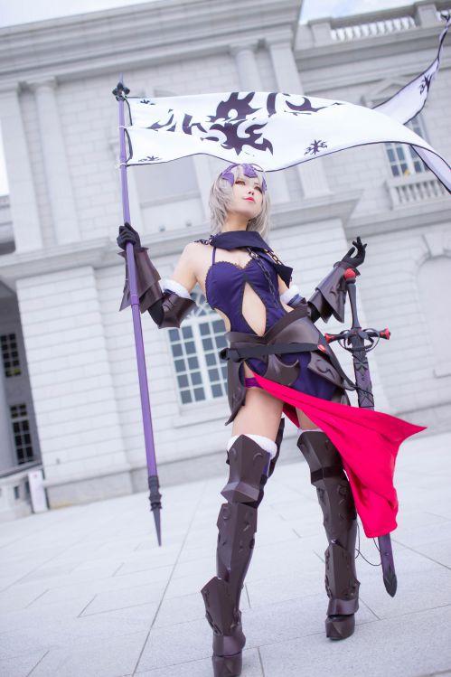 人气动漫Coser@KaYa-萱&Arty亞緹  Saber Alter&Jeanne Alter [141P86.2MB] - 图片4