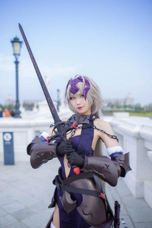 人气动漫Coser@KaYa-萱&Arty亞緹  Saber Alter&Jeanne Alter [141P86.2MB]