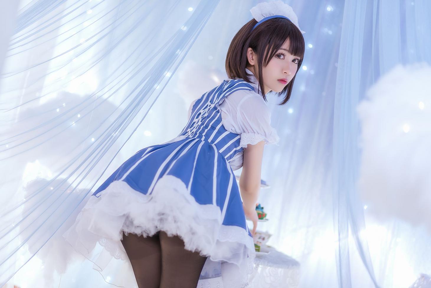 人气动漫Coser@鳗鱼霏儿 - 加藤惠 女仆 [19P176MB]