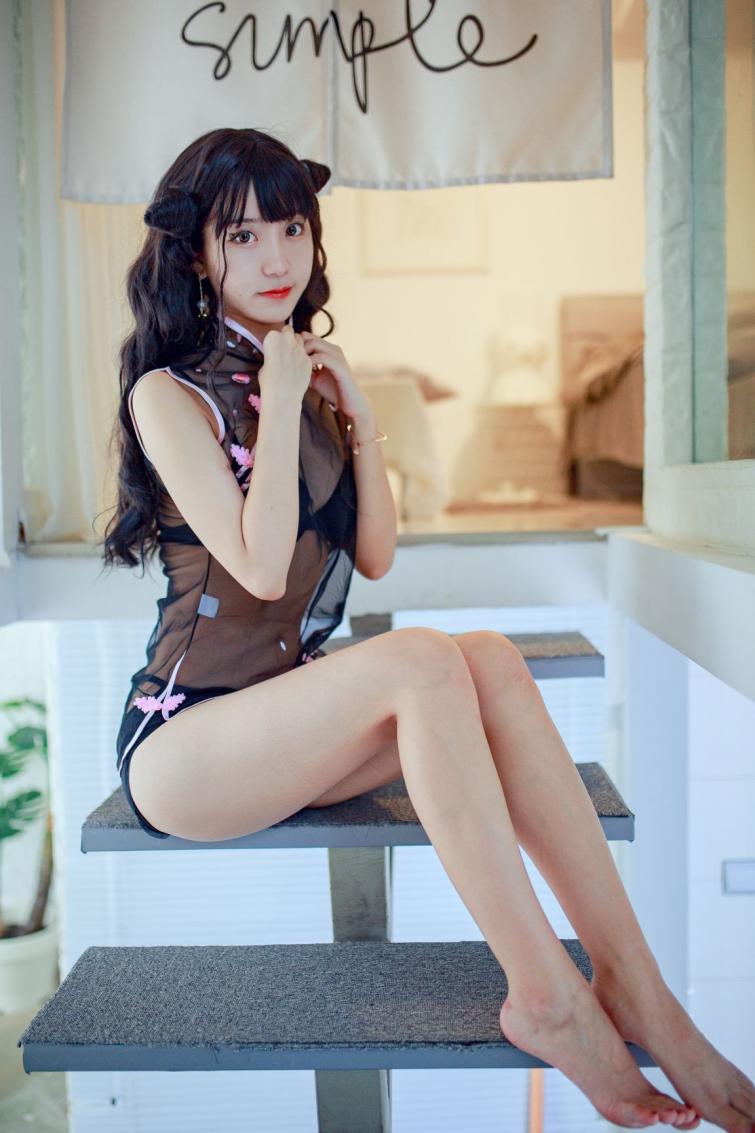 微博红人动漫Coser@-黑川-小恶魔旗袍 [18P324MB] - 图片5