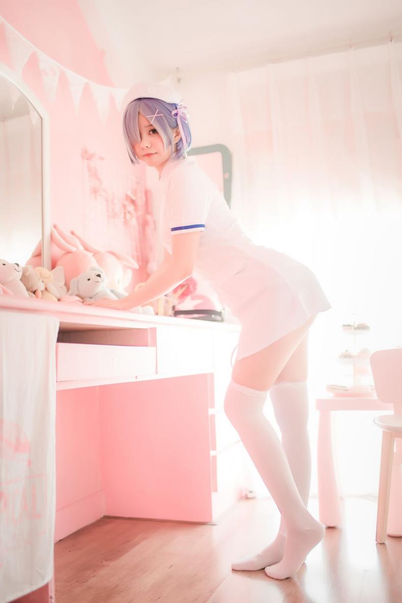 微博红人@小野妹子w 蕾姆-护士姐姐 [12P94.6MB] - 图片3