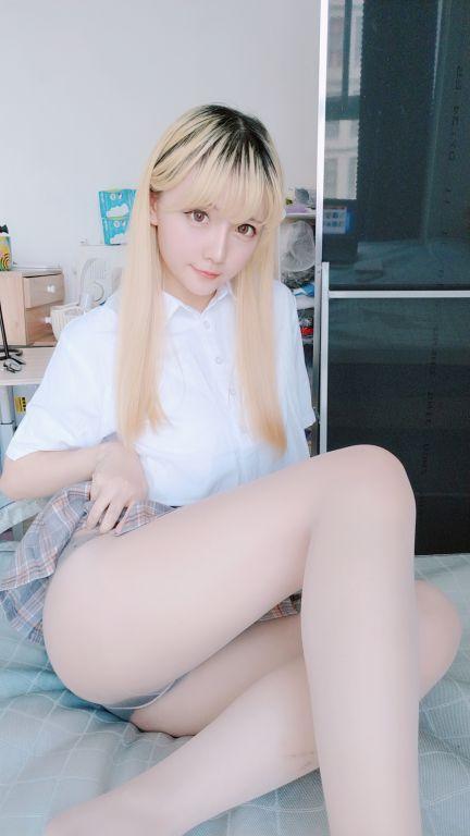 微博红人@星之迟迟-短裙制服 [62P105MB] - 图片7