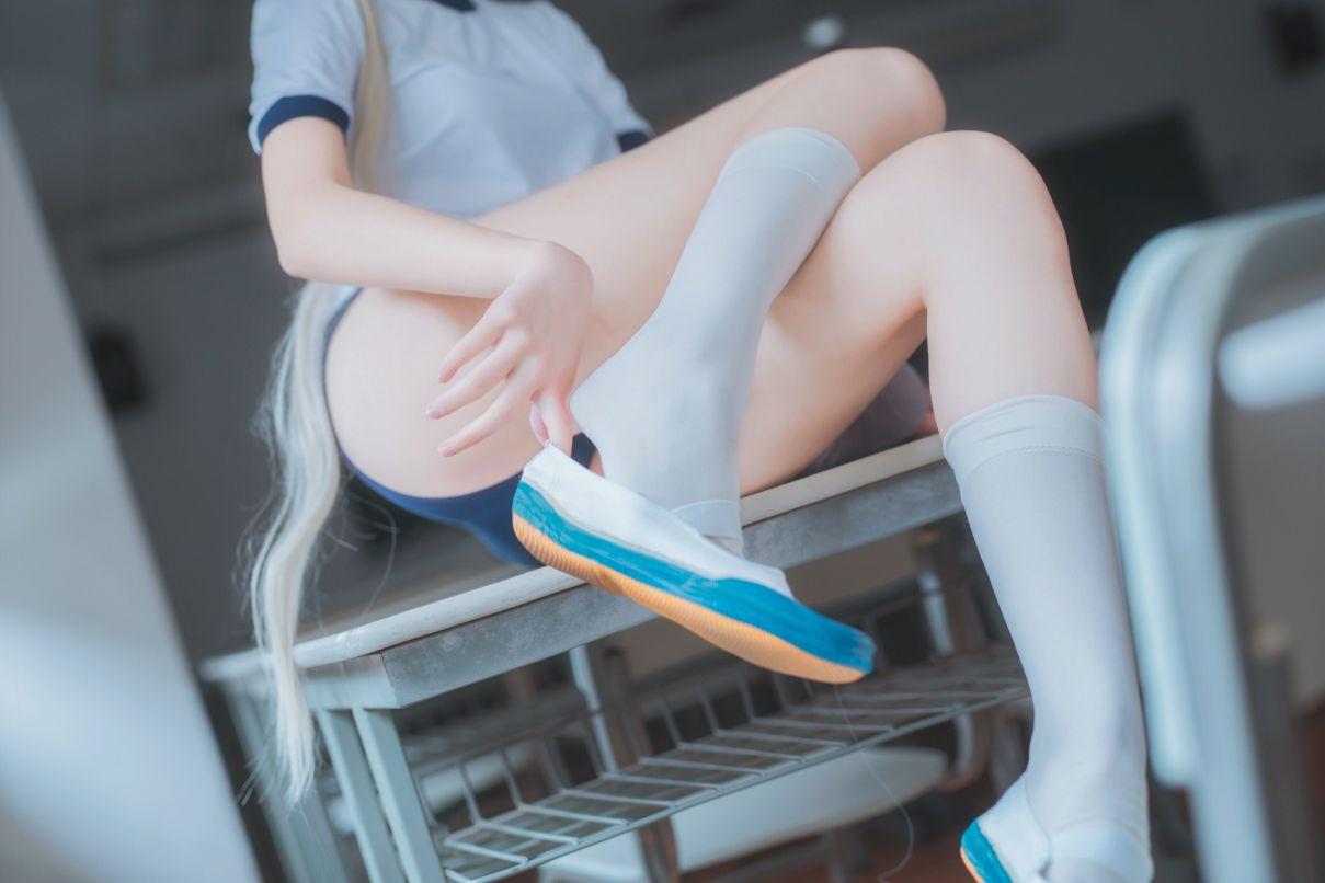 微博红人动漫Coser@南桃Momoko 春日野穹体操服 [28P139MB] - 图片7