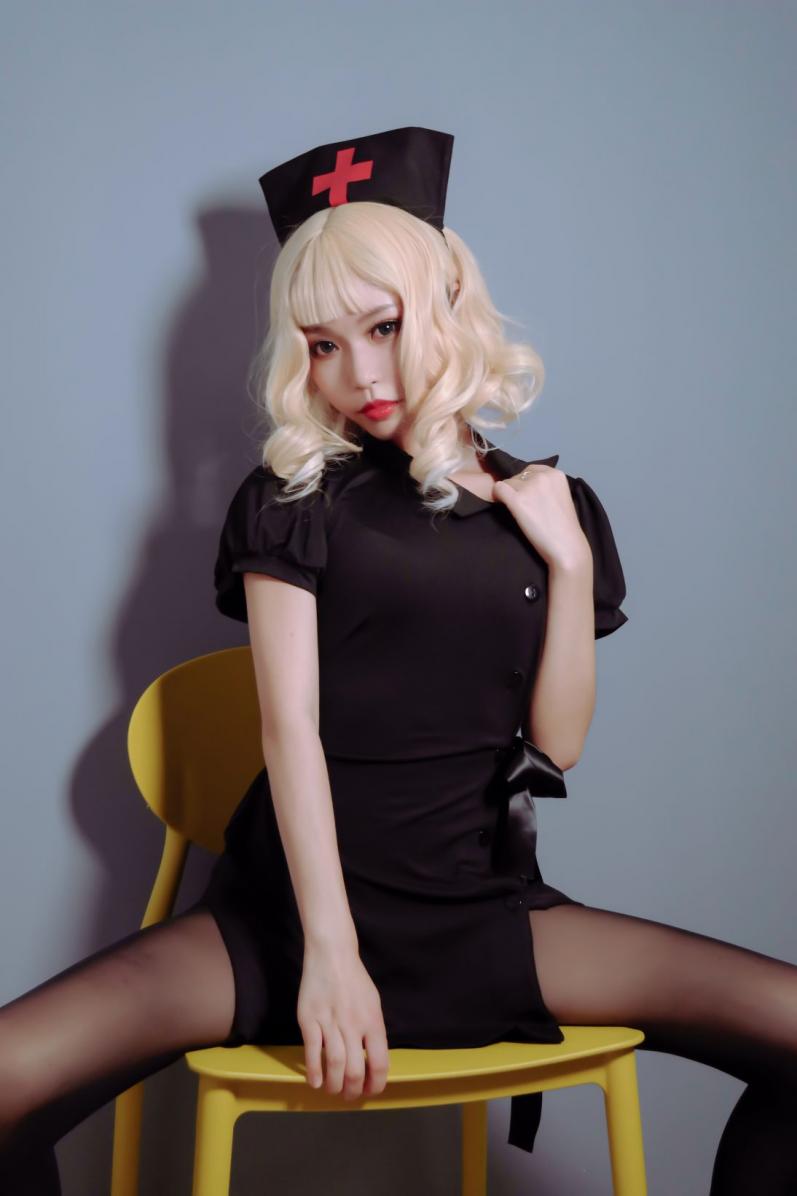 人气动漫Coser@白易教主 - 黑化护士 [24P138MB] - 图片5
