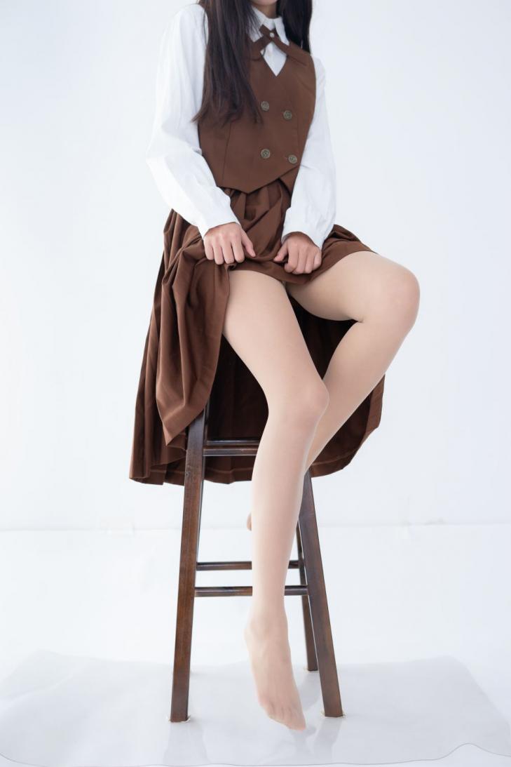 森萝财团写真 JKFUN-031 摄助习作-小梓 肉丝30D - 图片2