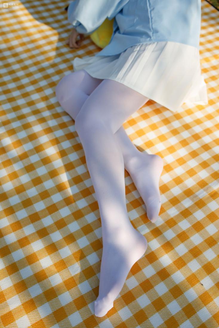 森萝财团写具 JKFUN-030《野餐、爆蛋和彩蛋》踩物 白丝50D 默陌 [23P1V1.35G] - 图片5
