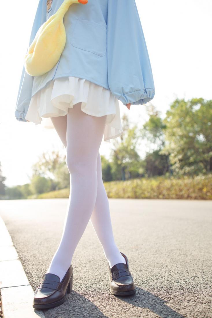 森萝财团写具 JKFUN-030《野餐、爆蛋和彩蛋》踩物 白丝50D 默陌 [23P1V1.35G] - 图片8