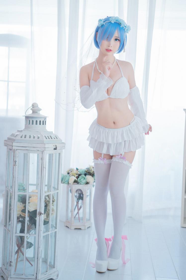 人气动漫Coser@面饼仙儿 - 花嫁蕾姆 [28P186MB] - 图片5