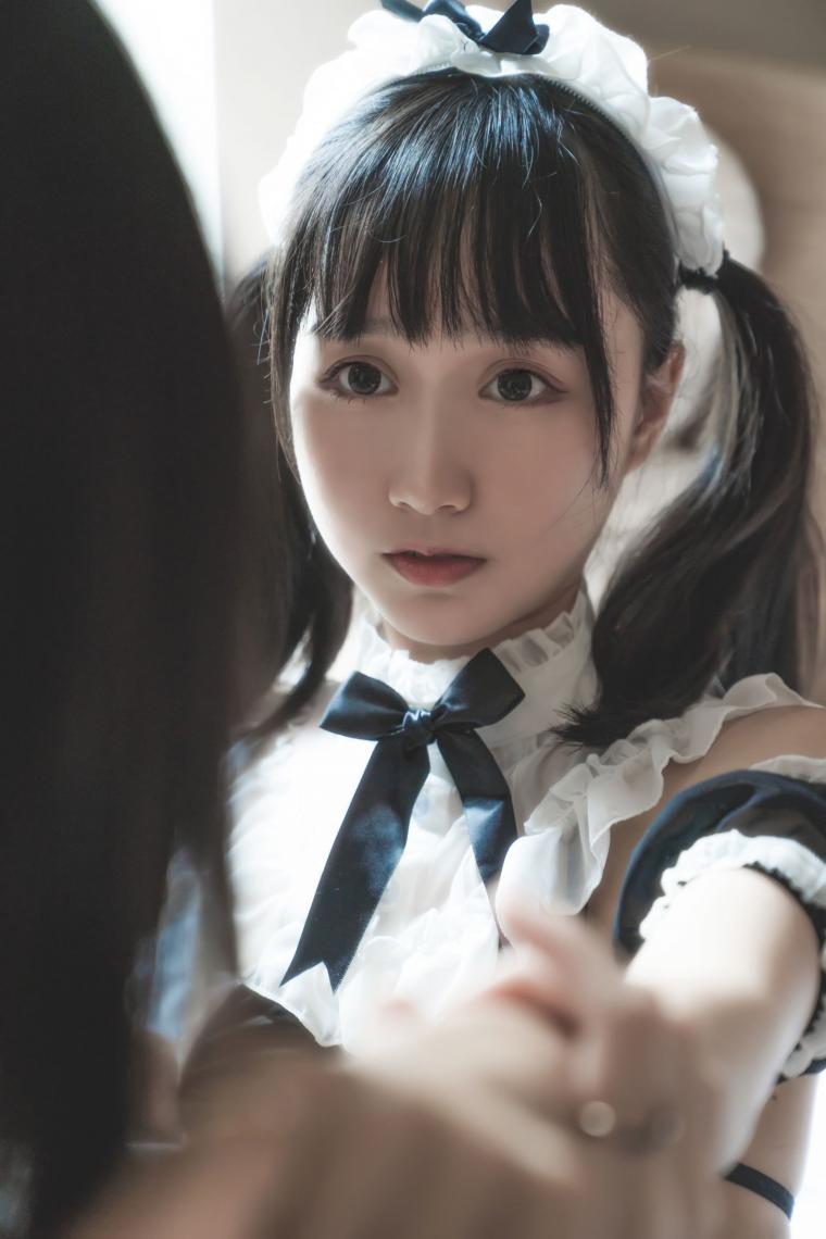 人气Coser@桜桃喵&木绵绵 - 暮(黑裙×妹抖) [48P1.16G] - 图片8