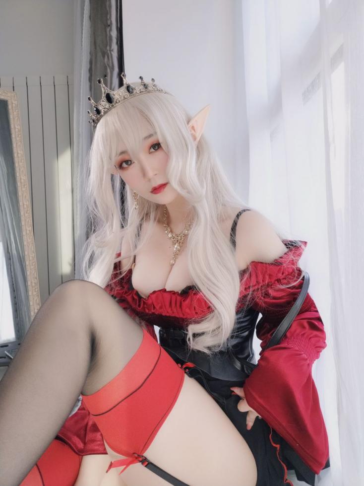 人气动漫Coser@白银81_ 皇家吸血鬼 [50P8V543MB] - 图片2