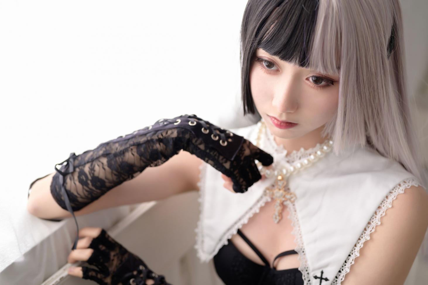 网红Coser@木绵绵OwO - 黑白修女 [40P606MB] - 图片6