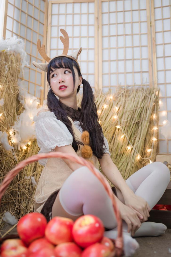 网红Coser@木绵绵OwO - 圣诞老人和驯鹿酱 [46P171MB] - 图片4
