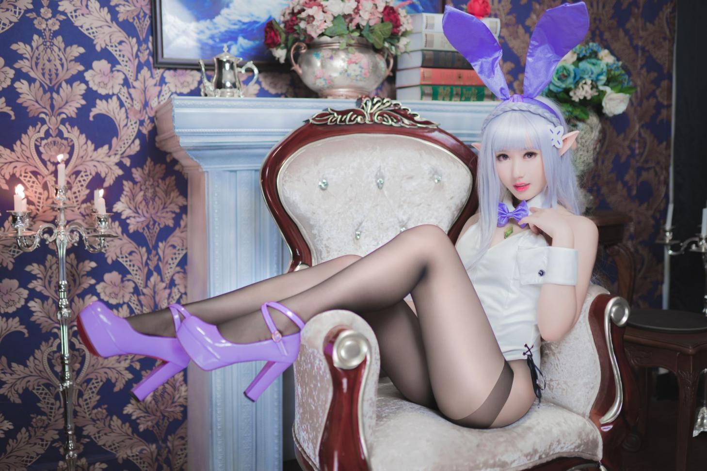 人气动漫Coser@沫小舞 – 艾米莉亚兔女郎 [18P133MB]