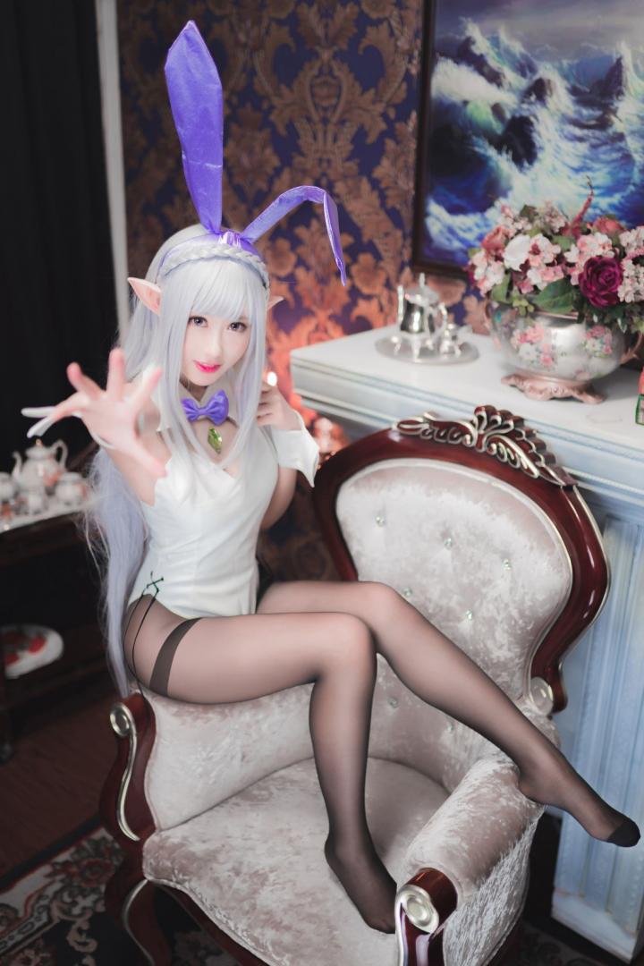人气动漫Coser@沫小舞 – 艾米莉亚兔女郎 [18P133MB] - 图片5