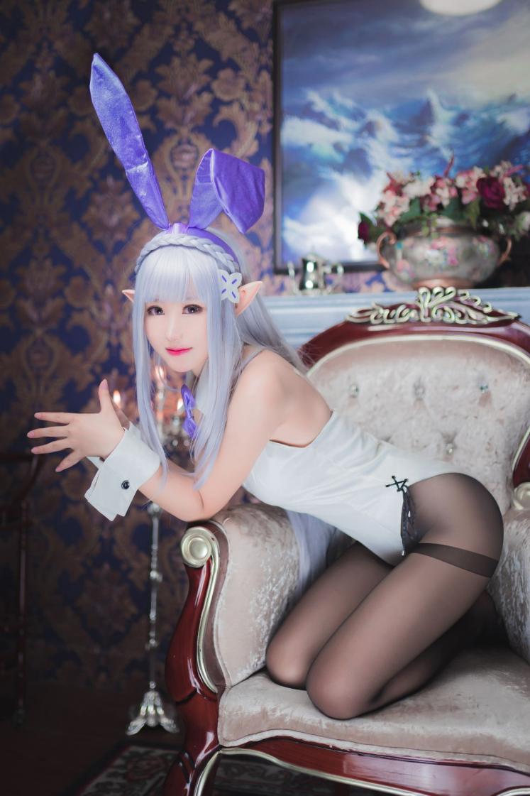 人气动漫Coser@沫小舞 – 艾米莉亚兔女郎 [18P133MB] - 图片7