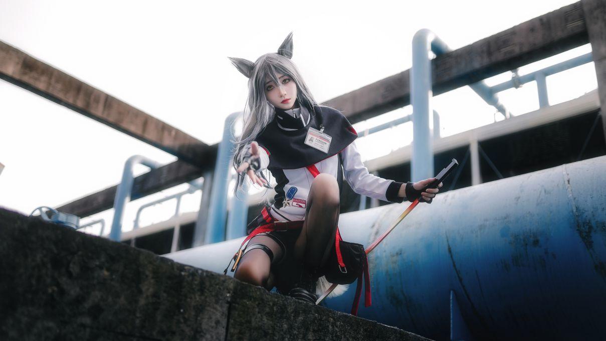 微博红人动漫Coser@南桃Momoko 得克萨斯常服 [16P30.8MB]
