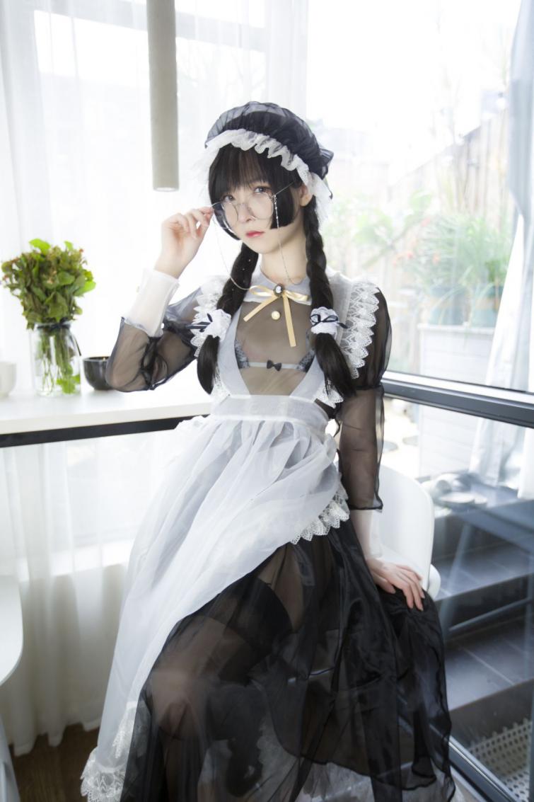 微博红人@一小央泽-女仆的新装 [85P1V1.09G] - 图片6