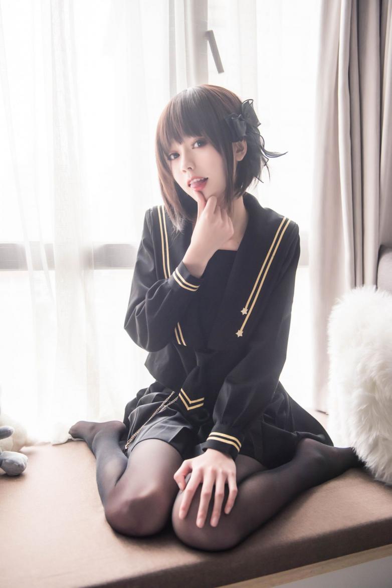 微博红人-动漫博主@你的负卿 窗台制服 [19P129MB] - 图片4