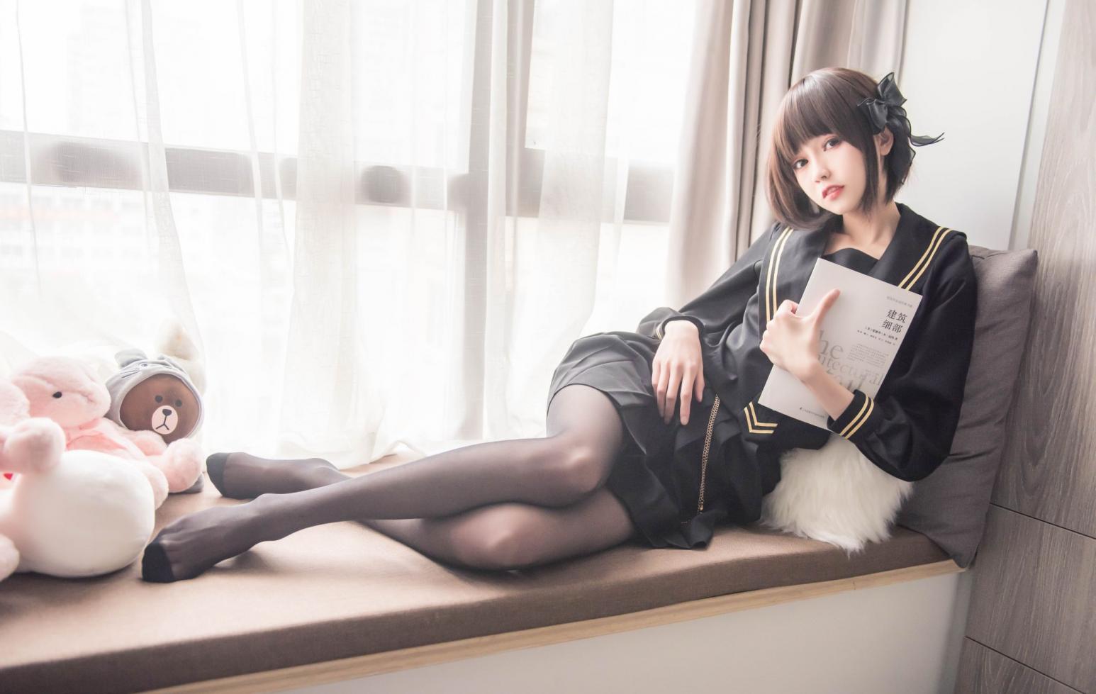 微博红人-动漫博主@你的负卿 窗台制服 [19P129MB] - 图片6