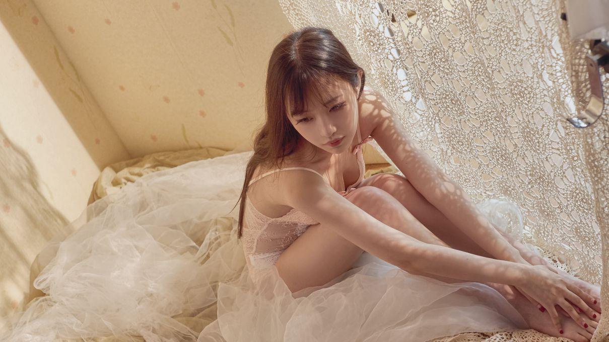 小鹿鹿 写真03[21P-141MB]