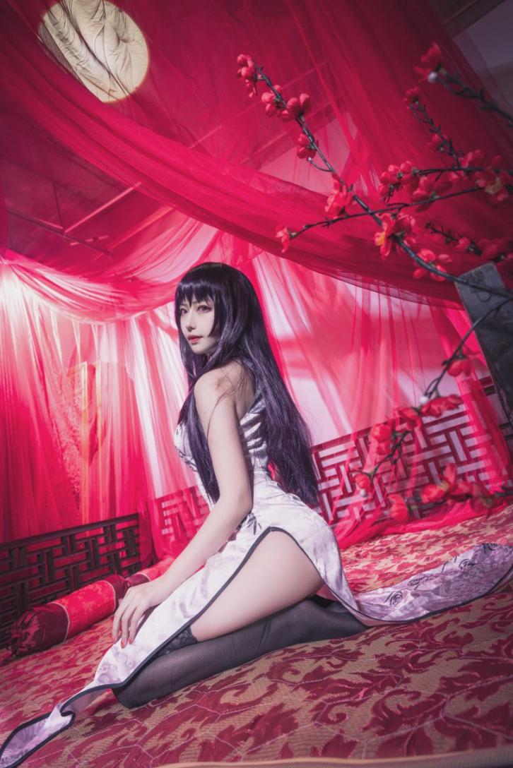 小鹿鹿 学姐旗袍[11P-152MB] - 图片8