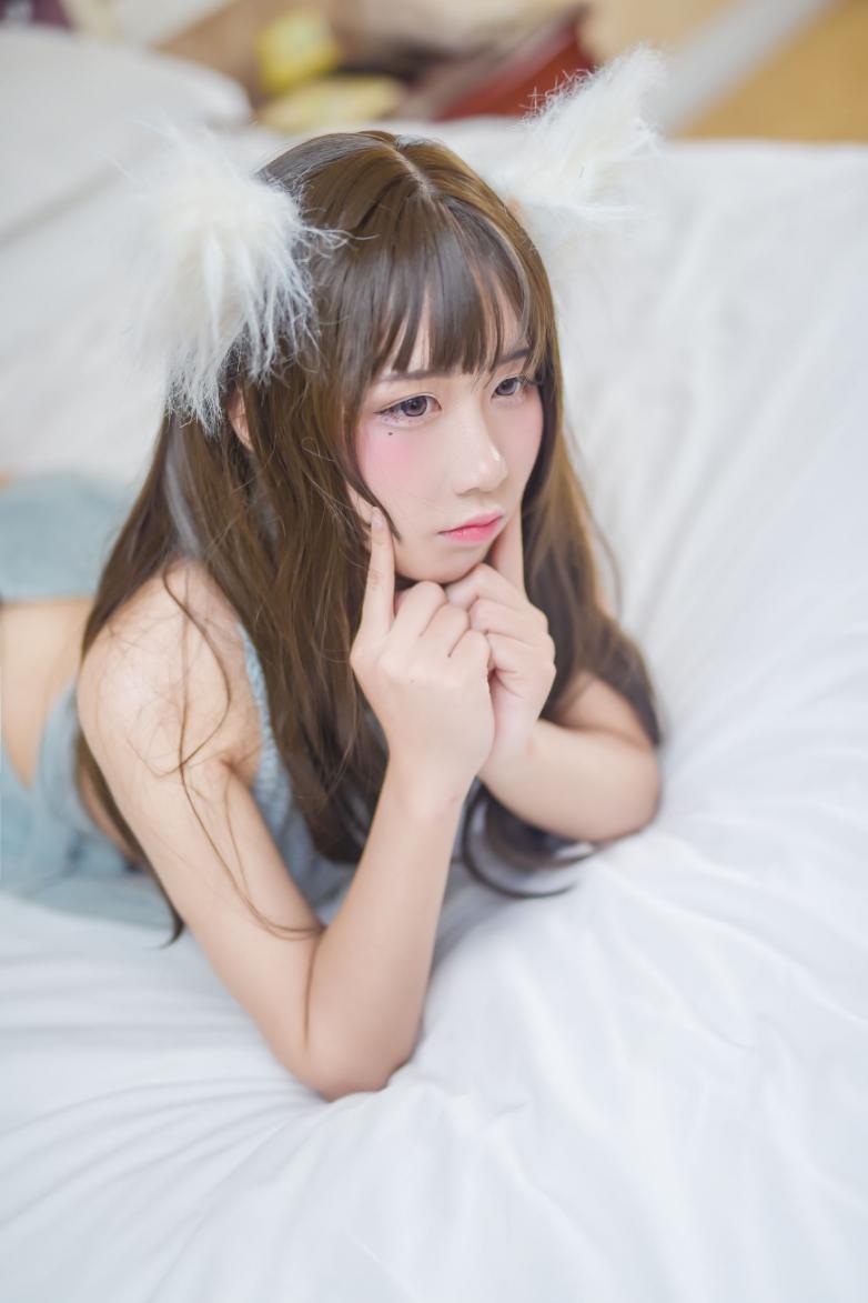 九曲Jean - 露背毛衣 [44P90MB] - 图片8
