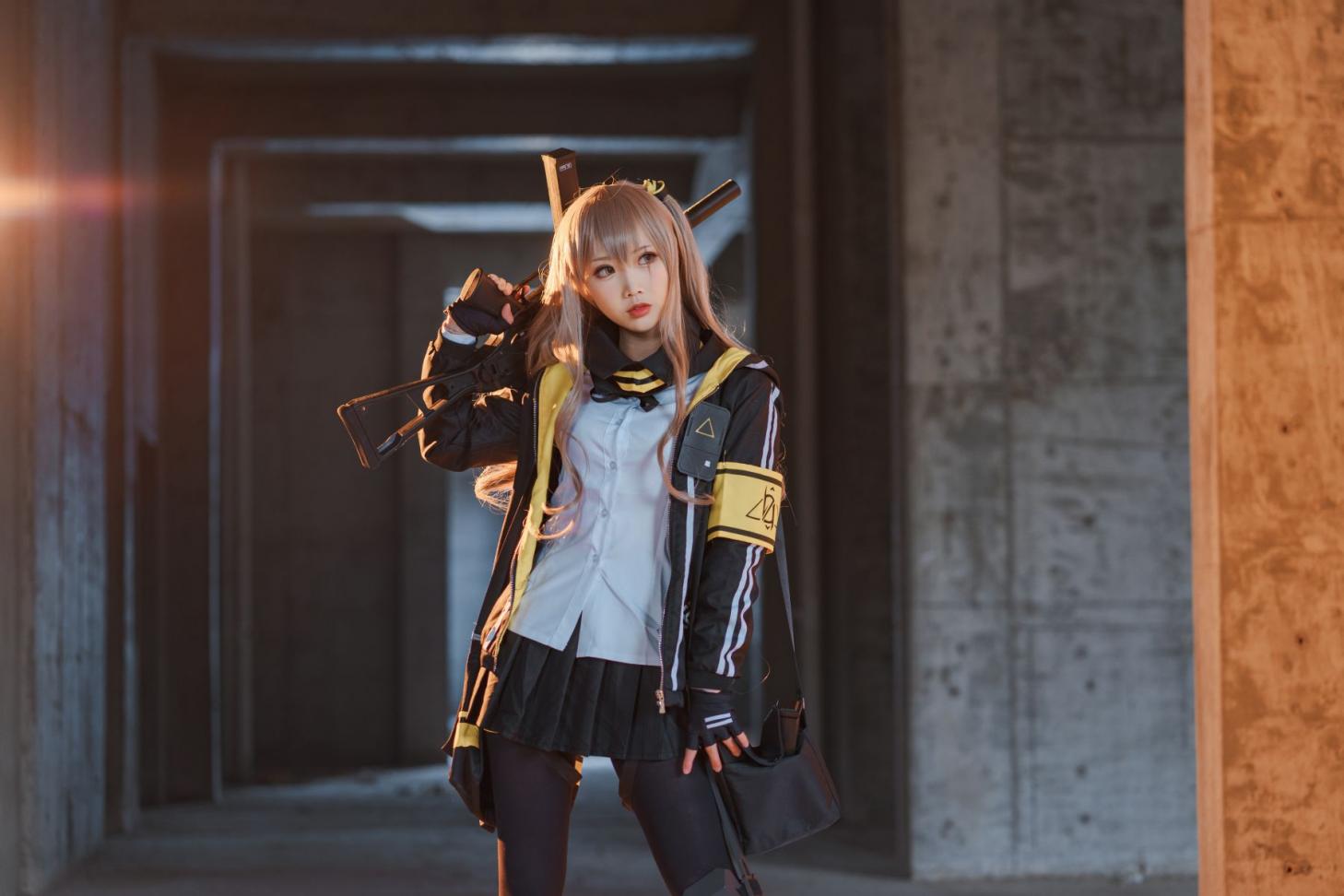 面饼仙儿 - UMP45 [26P187MB] - 图片2