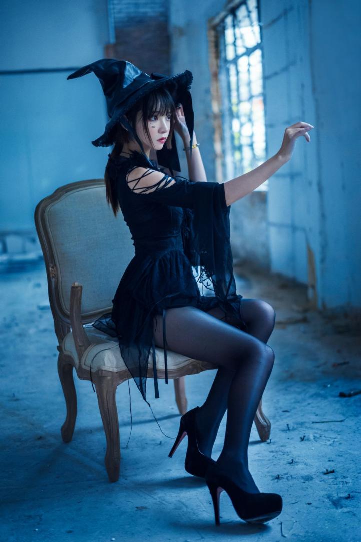 网红Coser@疯猫ss - 巫女 [27P386MB] - 图片6