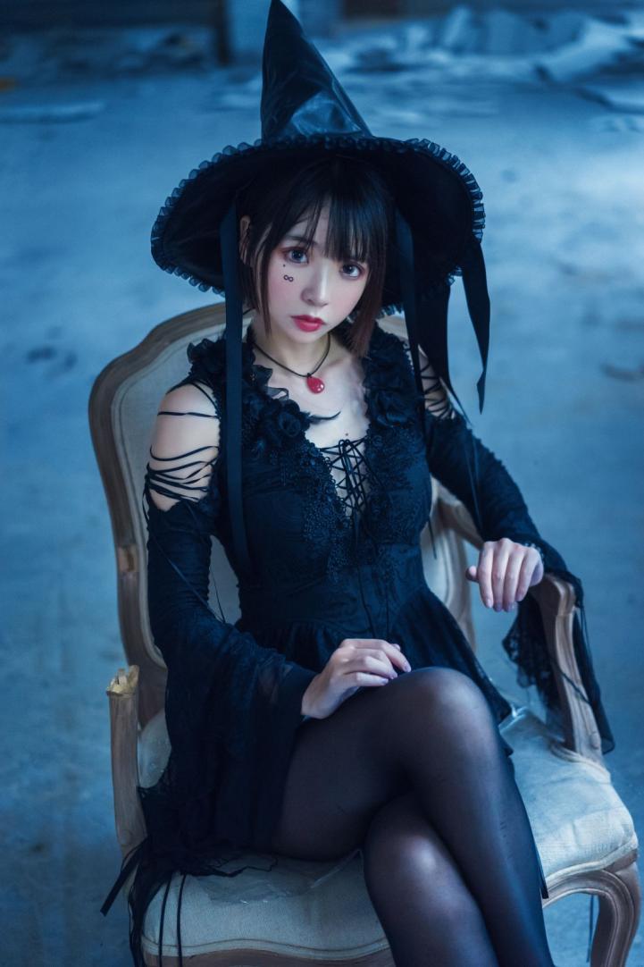 网红Coser@疯猫ss - 巫女 [27P386MB] - 图片8