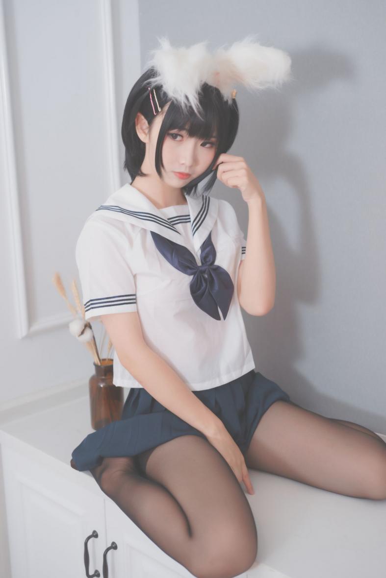 人气动漫Coser@面饼仙儿 面饼兔耳jk [17P170MB] - 图片3